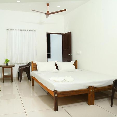 Bethesda Inn Kochi Exteriér fotografie