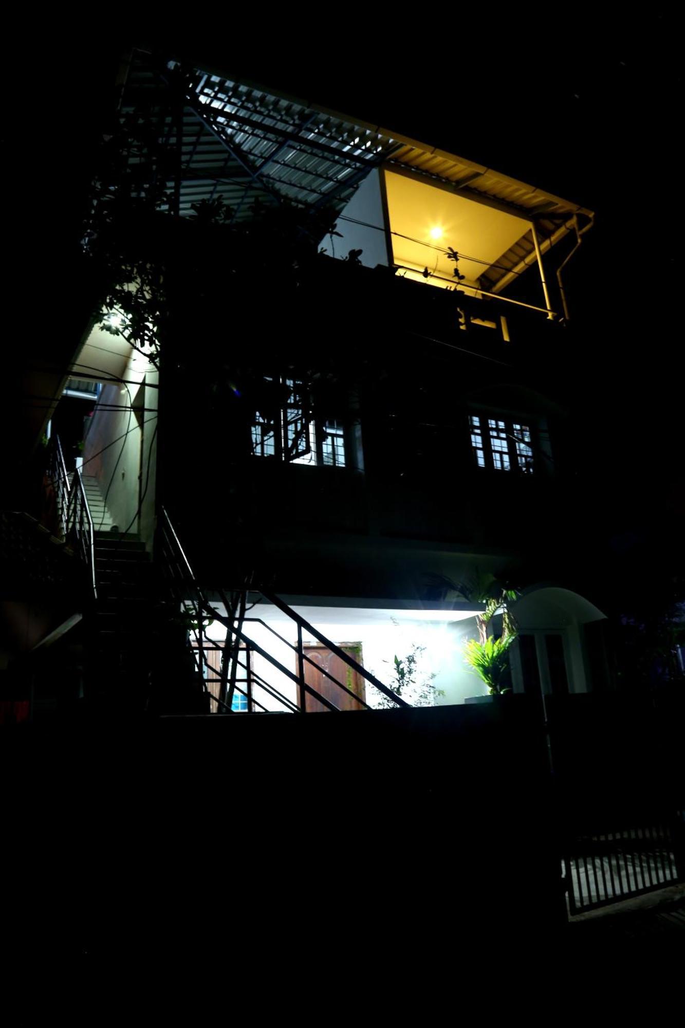Bethesda Inn Kochi Exteriér fotografie