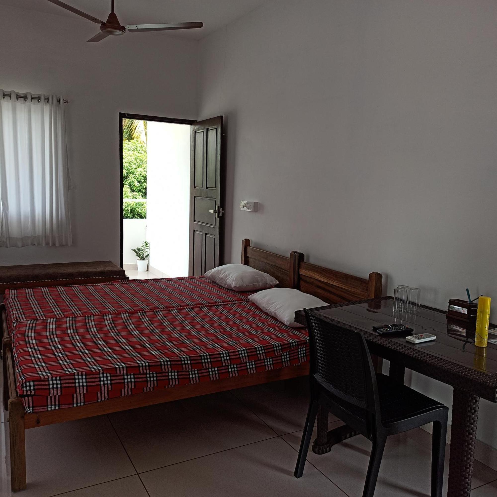 Bethesda Inn Kochi Exteriér fotografie
