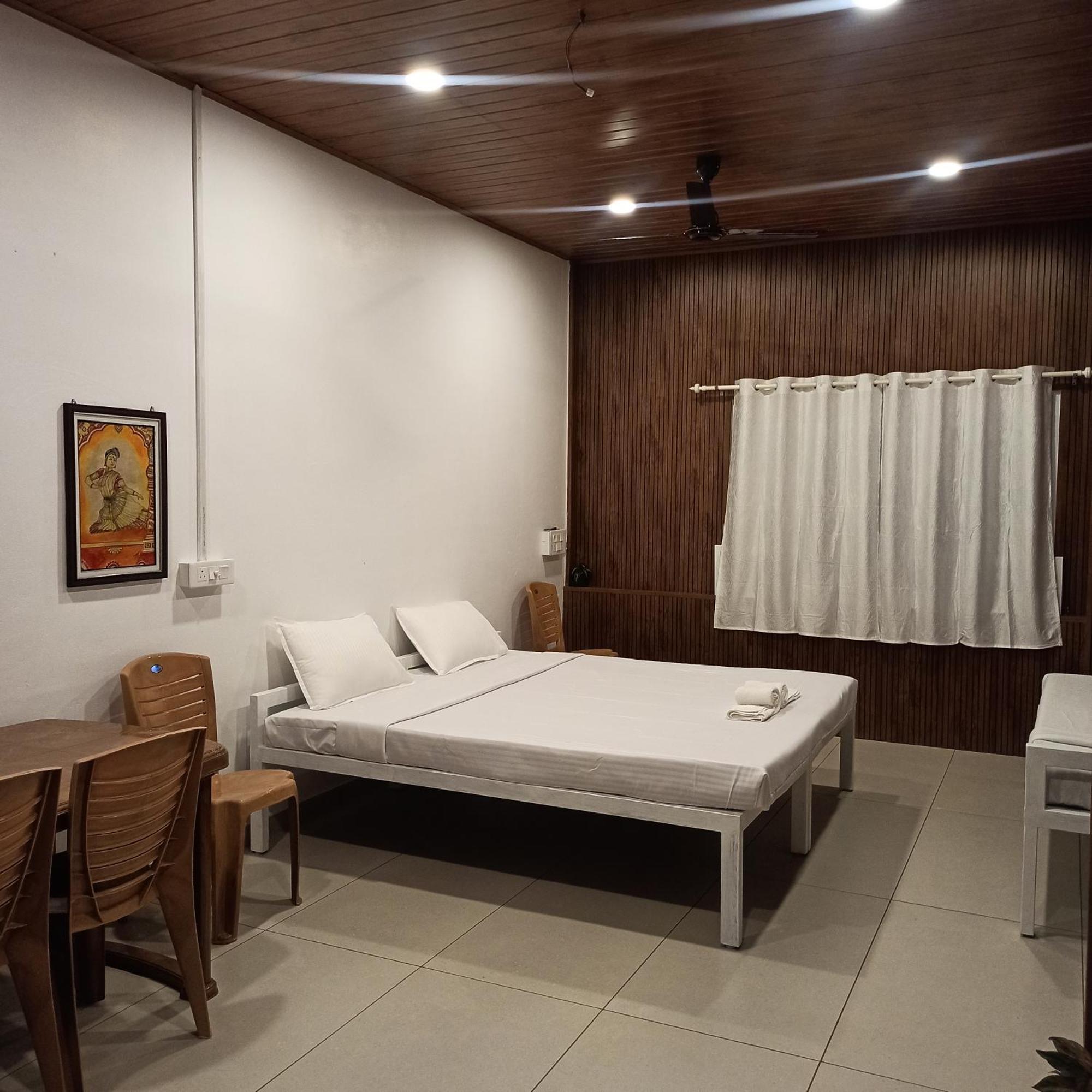 Bethesda Inn Kochi Pokoj fotografie