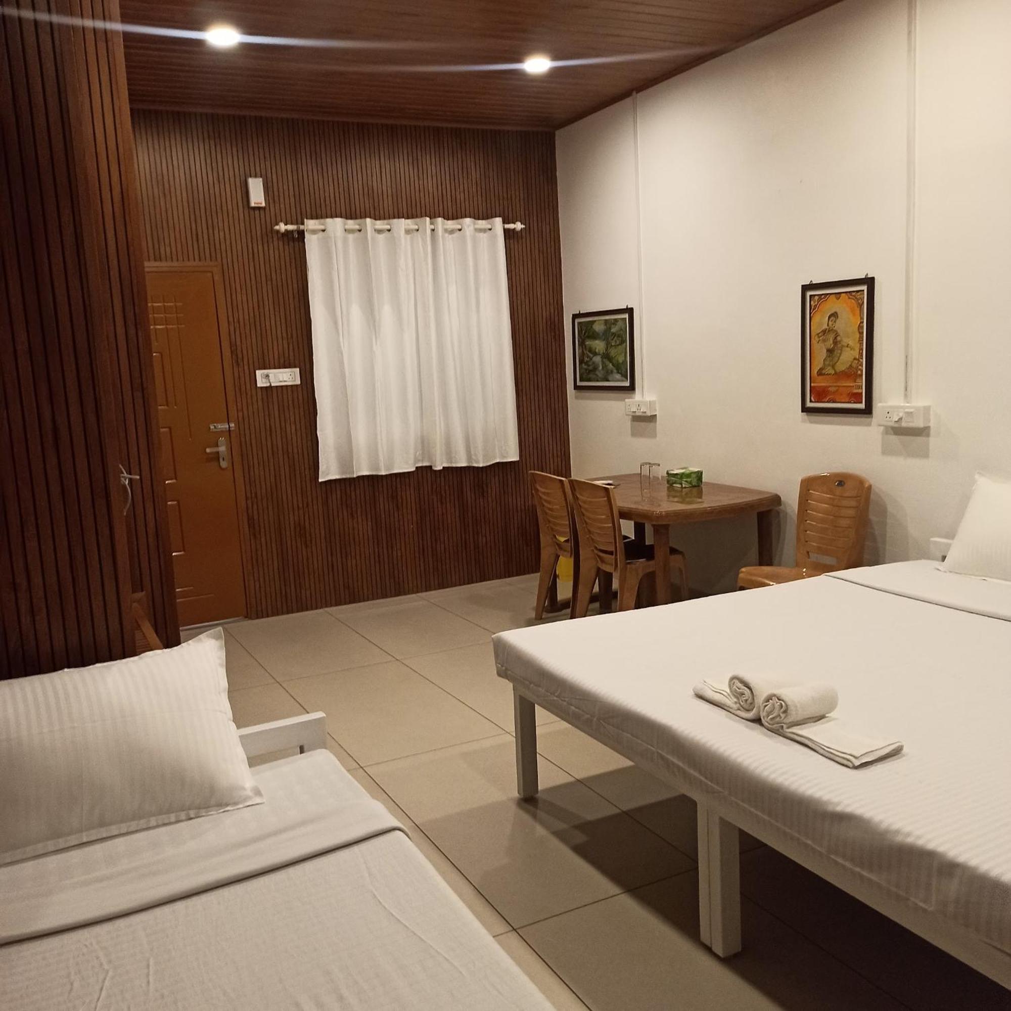 Bethesda Inn Kochi Pokoj fotografie